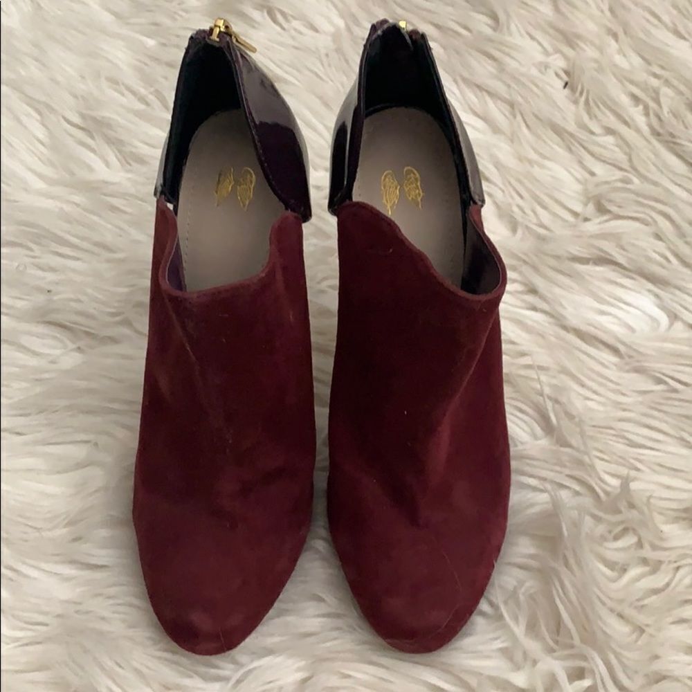 Booties   - Picture 2 of 4